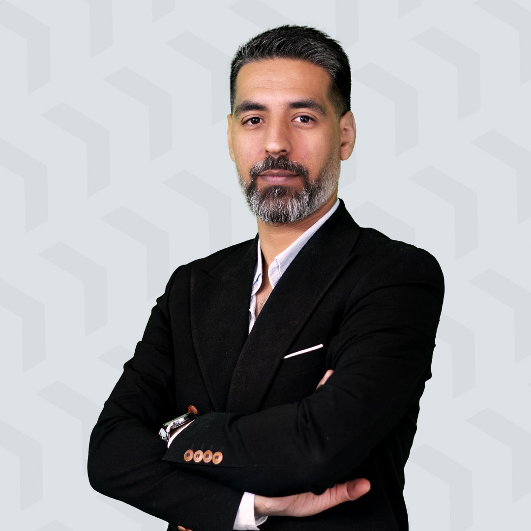 استاد آراد حسین زاده